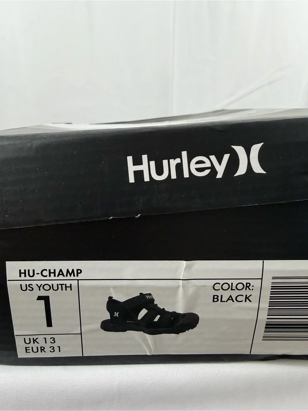 NWT Hurley Youth Size 1 Black Closed-Toe Sandals